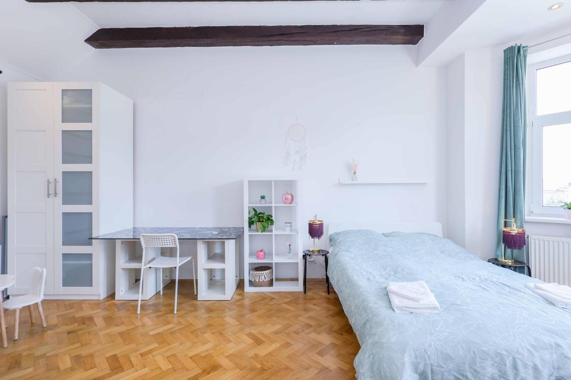 Cozy & Spacious Family Stay Near Train Station Bratislava Exterior foto